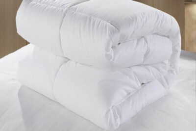 7 Benefits of Down Comforters for Your Body!
